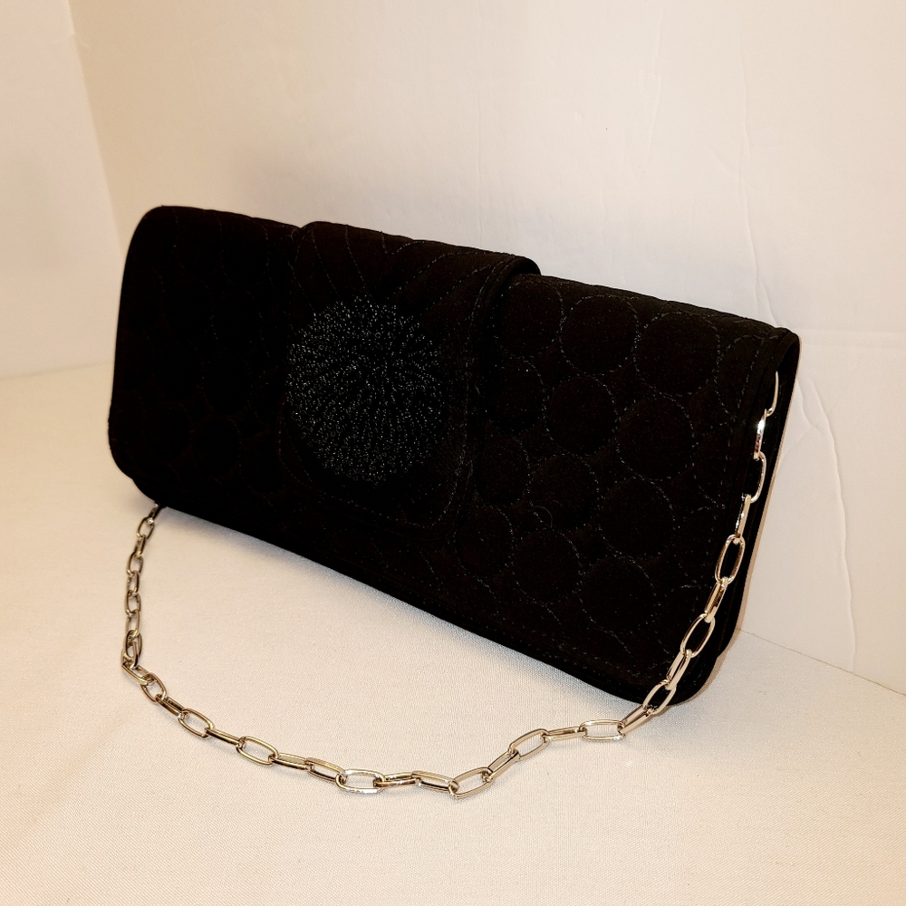 Vera Bradley Black beaded chain evening clutch